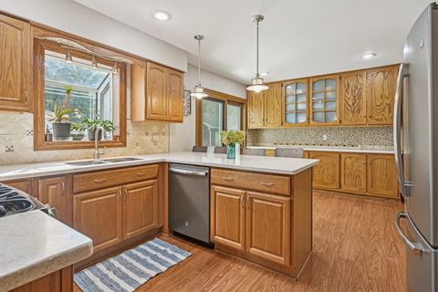 Tiny photo for 1143 S Edgewood Avenue, Lombard, IL 60148 (MLS # 12469444)