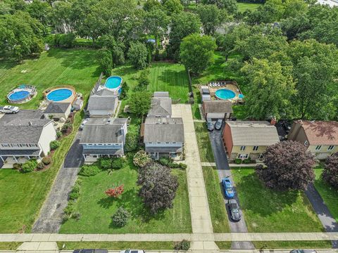 Tiny photo for 1143 S Edgewood Avenue, Lombard, IL 60148 (MLS # 12469444)