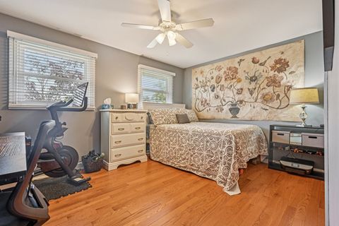 Tiny photo for 1143 S Edgewood Avenue, Lombard, IL 60148 (MLS # 12469444)