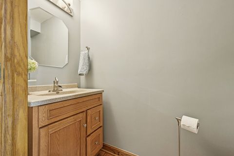 Tiny photo for 1143 S Edgewood Avenue, Lombard, IL 60148 (MLS # 12469444)