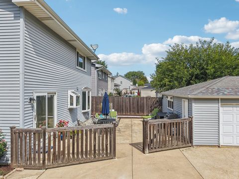Tiny photo for 1143 S Edgewood Avenue, Lombard, IL 60148 (MLS # 12469444)