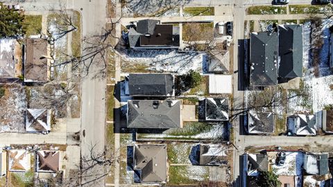 Tiny photo for 1005 W 123rd Street, Calumet Park, IL 60827 (MLS # 12596506)