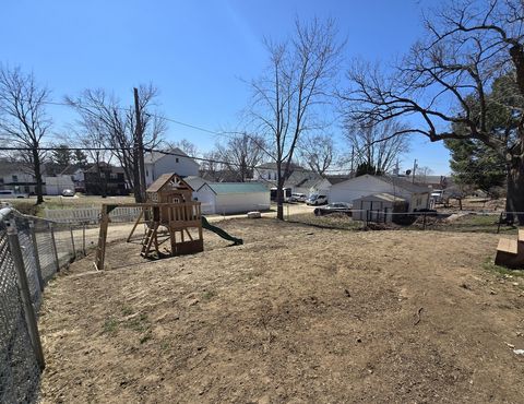 Tiny photo for 812 10th Avenue, Fulton, IL 61252 (MLS # 12603937)