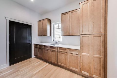 Tiny photo for 7303 Ponto Court, Morton Grove, IL 60053 (MLS # 12498386)