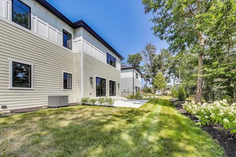 Tiny photo for 7303 Ponto Court, Morton Grove, IL 60053 (MLS # 12498386)