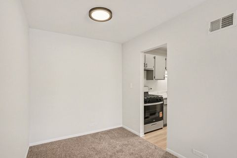 Tiny photo for 9820 S Pulaski Road #307, Oak Lawn, IL 60453 (MLS # 12588465)