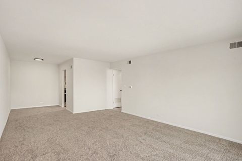 Tiny photo for 9820 S Pulaski Road #307, Oak Lawn, IL 60453 (MLS # 12588465)