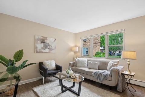 Tiny photo for 1711 W Estes Avenue #1S, Chicago, IL 60626 (MLS # 12659470)