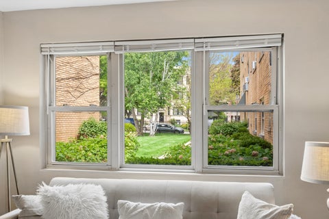 Tiny photo for 1711 W Estes Avenue #1S, Chicago, IL 60626 (MLS # 12659470)