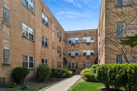 Photo of 1711 W Estes Avenue #1S, Chicago, IL 60626 (MLS # 12659470)