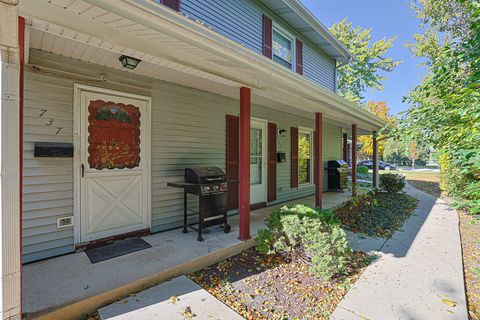 Tiny photo for 737 Wellington Avenue, Elk Grove Village, IL 60007 (MLS # 12507731)