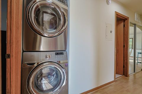 Tiny photo for 737 Wellington Avenue, Elk Grove Village, IL 60007 (MLS # 12507731)