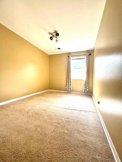 Tiny photo for 4035 N Keystone Avenue #G, Chicago, IL 60641 (MLS # 12665492)