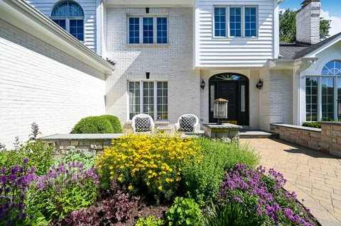 Tiny photo for 32 Ridgefield Lane, Burr Ridge, IL 60527 (MLS # 12720071)