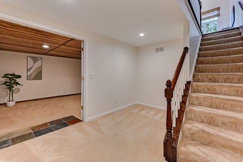 Tiny photo for 32 Ridgefield Lane, Burr Ridge, IL 60527 (MLS # 12720071)