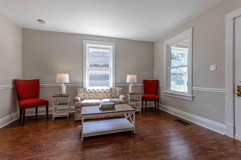 Tiny photo for 112 3rd Street, Libertyville, IL 60048 (MLS # 12455902)