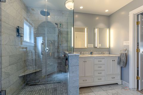Tiny photo for 112 3rd Street, Libertyville, IL 60048 (MLS # 12455902)
