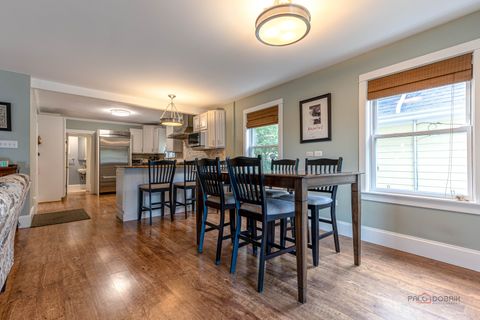 Tiny photo for 112 3rd Street, Libertyville, IL 60048 (MLS # 12455902)