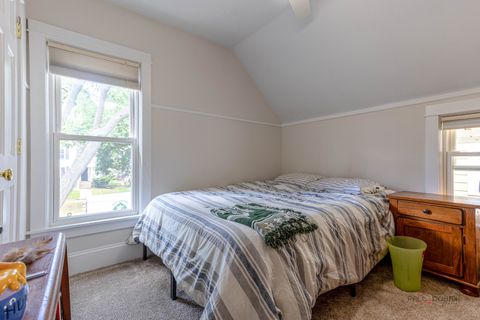 Tiny photo for 112 3rd Street, Libertyville, IL 60048 (MLS # 12455902)