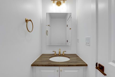 Tiny photo for 4915 N Kostner Avenue, Chicago, IL 60630 (MLS # 12635879)