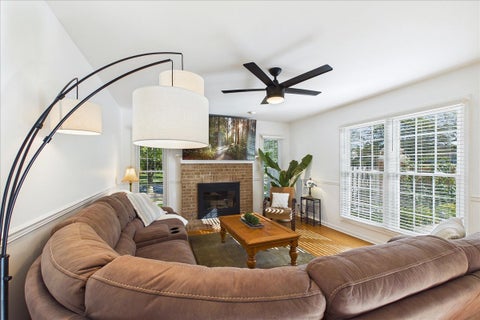 Tiny photo for 359 Banbury Lane, Grayslake, IL 60030 (MLS # 12776645)
