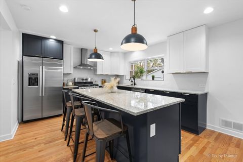 Tiny photo for 6322 N Monticello Avenue, Chicago, IL 60659 (MLS # 12523727)