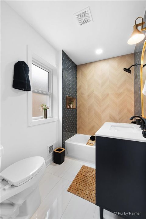 Tiny photo for 6322 N Monticello Avenue, Chicago, IL 60659 (MLS # 12523727)