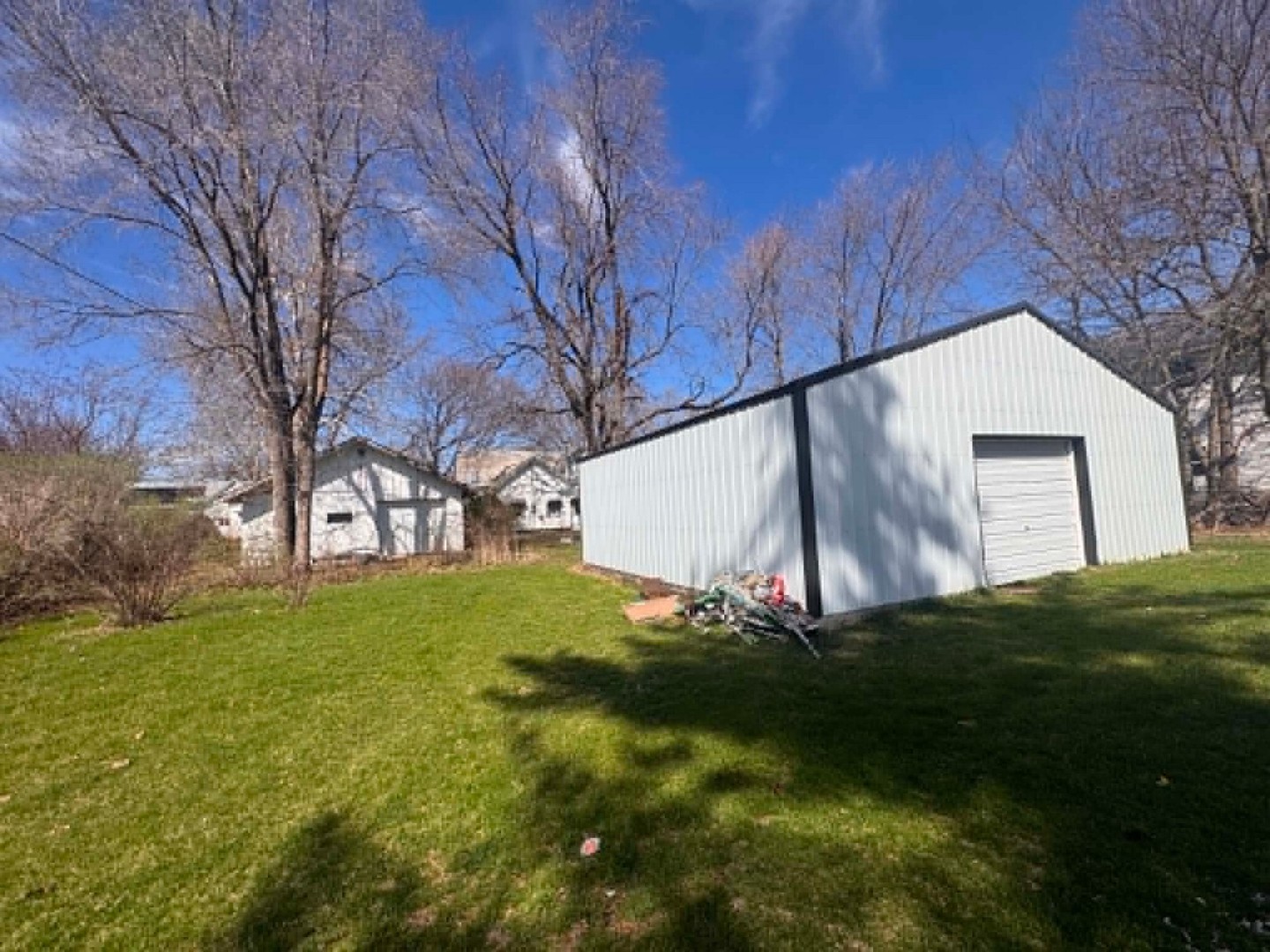 18 W Vine Street