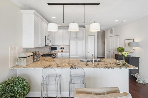 Tiny photo for 850 Village Center Drive #308, Burr Ridge, IL 60527 (MLS # 12746899)