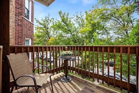 Tiny photo for 7019 N Ridge Boulevard #3A, Chicago, IL 60645 (MLS # 12560425)