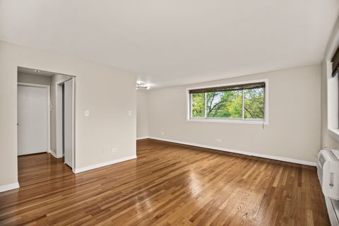 Tiny photo for 7019 N Ridge Boulevard #3A, Chicago, IL 60645 (MLS # 12560425)