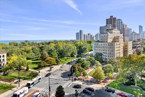 Tiny photo for 2020 N LINCOLN PARK WEST PARK #9J, Chicago, IL 60614 (MLS # 12779984)