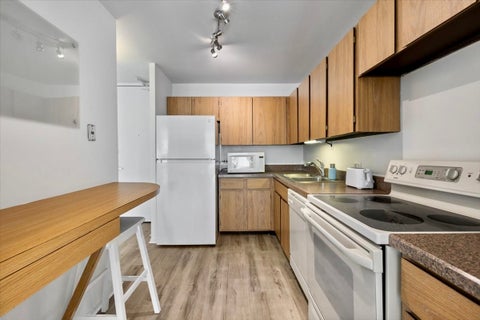 Tiny photo for 2020 N LINCOLN PARK WEST PARK #9J, Chicago, IL 60614 (MLS # 12779984)