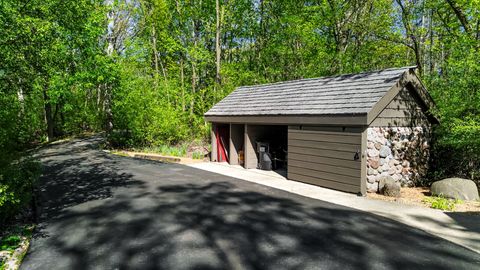 Tiny photo for 27250 N Meadowoods Lane, Mettawa, IL 60048 (MLS # 12653567)