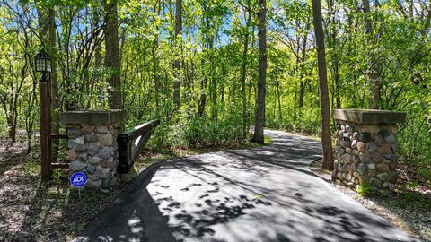 Tiny photo for 27250 N Meadowoods Lane, Mettawa, IL 60048 (MLS # 12653567)