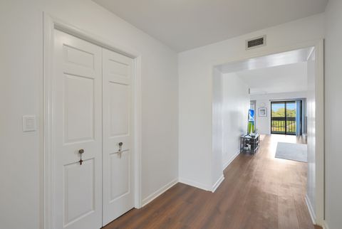 Tiny photo for Northbrook, IL 60062 (MLS # 12443233)