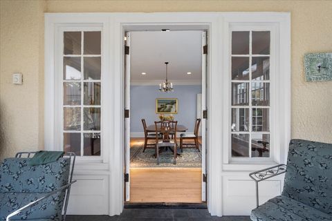 Tiny photo for 611 Ash Street, Winnetka, IL 60093 (MLS # 12507234)