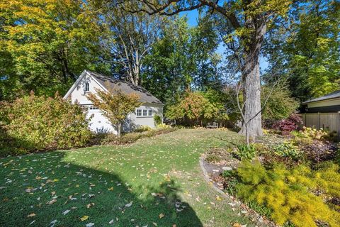 Tiny photo for 611 Ash Street, Winnetka, IL 60093 (MLS # 12507234)