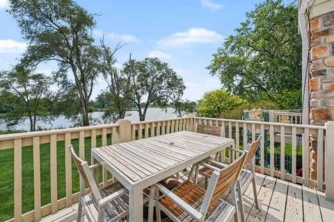 Tiny photo for 469 Bay Tree Circle, Vernon Hills, IL 60061 (MLS # 12749140)