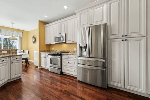 Tiny photo for 469 Bay Tree Circle, Vernon Hills, IL 60061 (MLS # 12749140)
