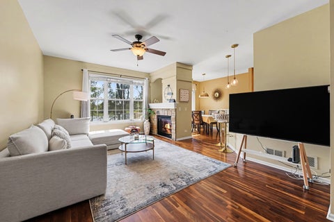 Tiny photo for 469 Bay Tree Circle, Vernon Hills, IL 60061 (MLS # 12749140)