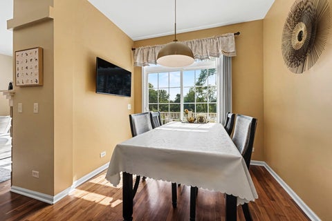 Tiny photo for 469 Bay Tree Circle, Vernon Hills, IL 60061 (MLS # 12749140)