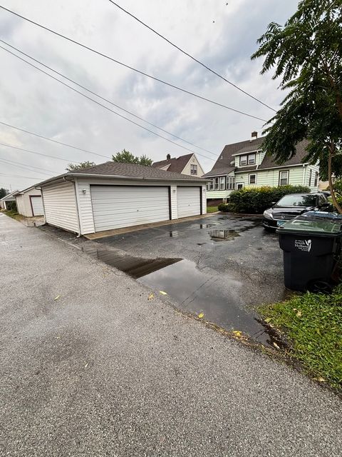 Tiny photo for 16254 Prairie Avenue, South Holland, IL 60473 (MLS # 12469940)