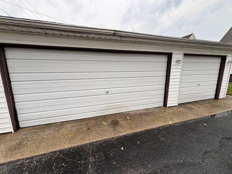 Tiny photo for 16254 Prairie Avenue, South Holland, IL 60473 (MLS # 12469940)