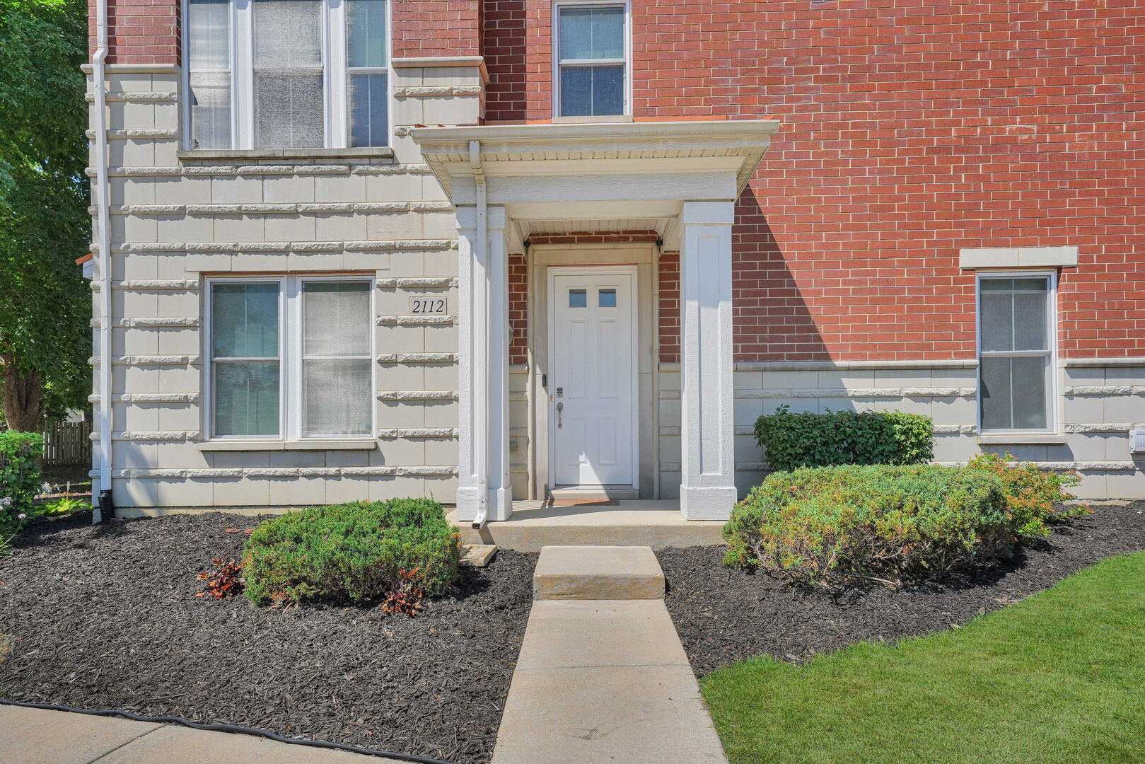 2112 S Crambourne Way 6-6
