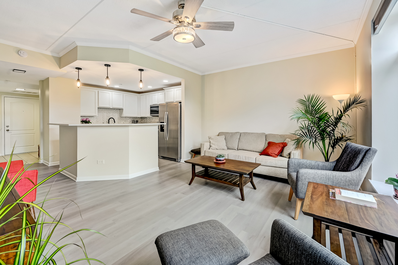 855 E 22nd Street 318