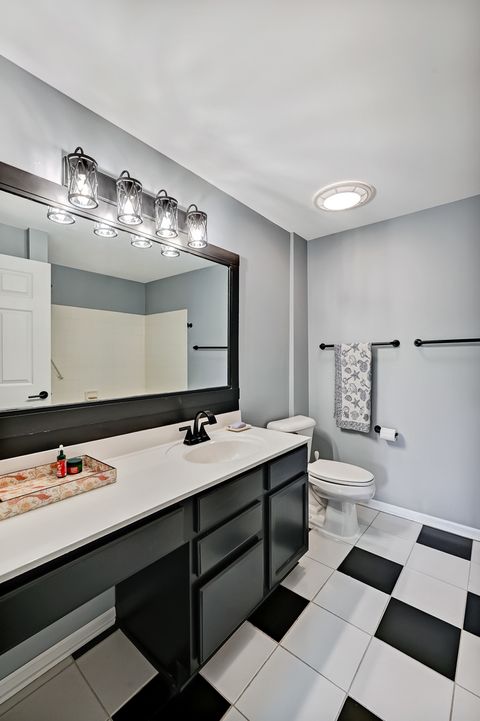 Tiny photo for 855 E 22nd Street #318, Lombard, IL 60148 (MLS # 12604773)