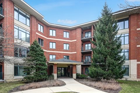 Photo of 855 E 22nd Street #318, Lombard, IL 60148 (MLS # 12604773)