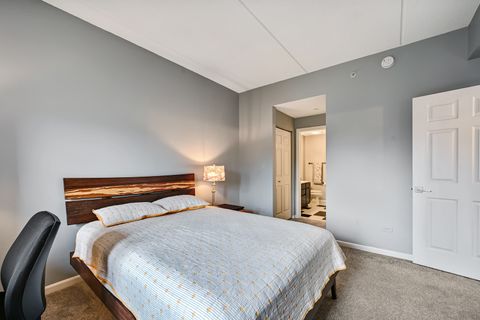 Tiny photo for 855 E 22nd Street #318, Lombard, IL 60148 (MLS # 12604773)