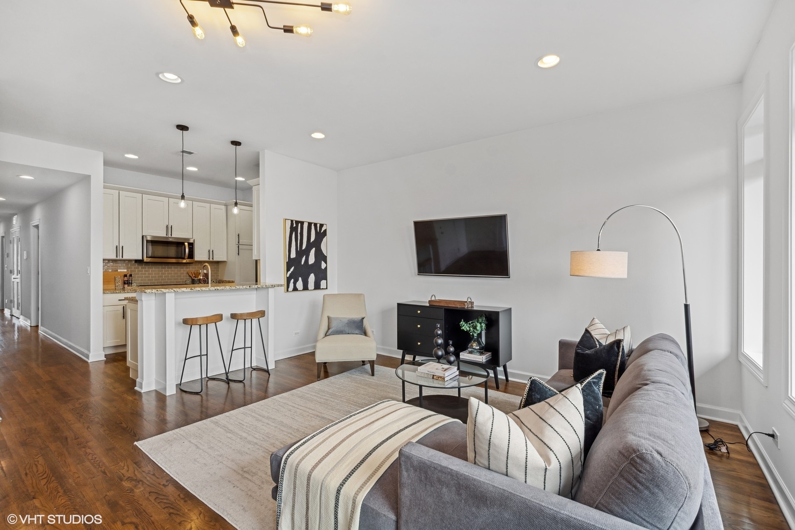 2130 W Rice Street 3